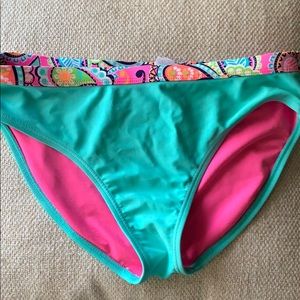 Breaking Waves Swim Bottoms